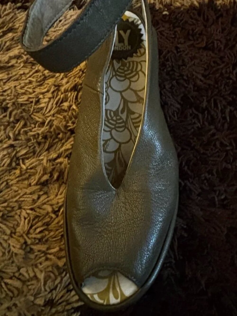 FLY LONDON Yala Peep Toe Yala Wedges Olive GREEN
